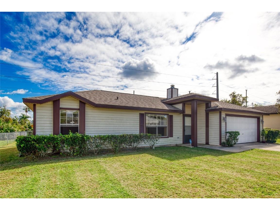 1923 E Barlington Drive Deltona FL 32725 V4933349 image1