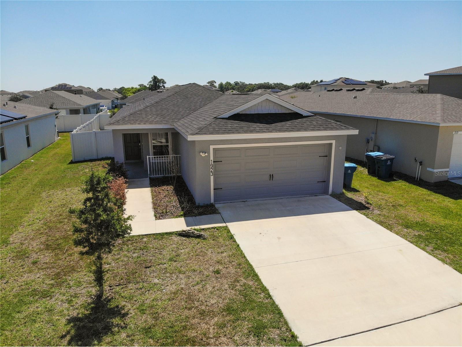 1923 Golden Beak Drive Eagle Lake FL 33839 L4961788 image1