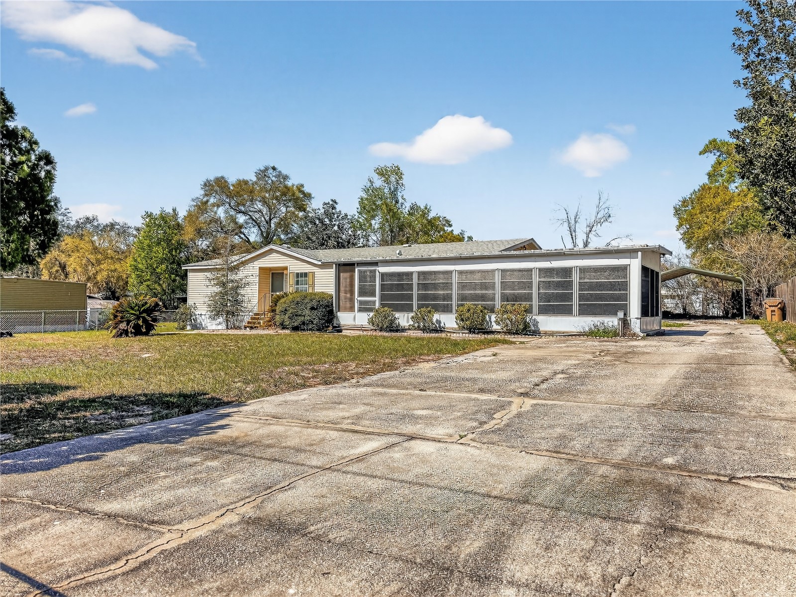 1923 Leesburg Boulevard Fruitland Park FL 34731 G5109581 image2