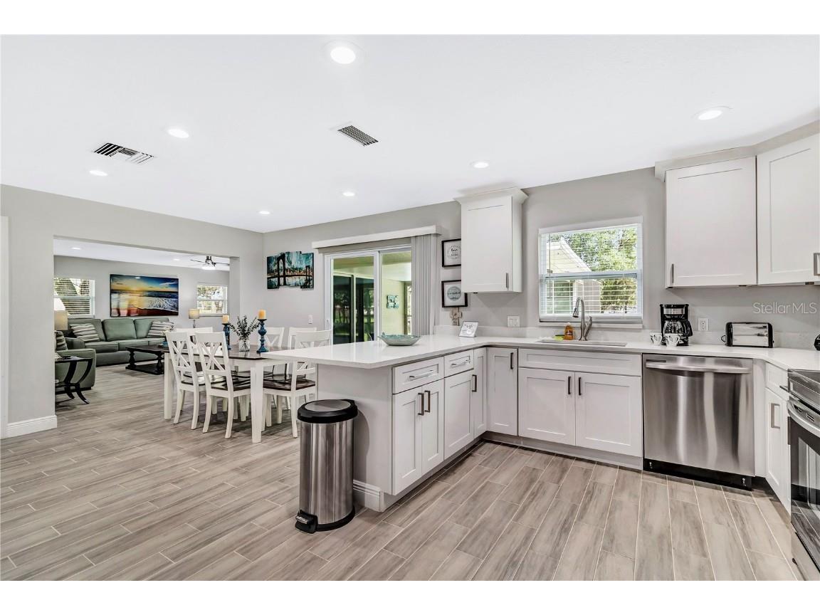 1923 Mabbette Street Kissimmee FL 34741 O6357448 image16