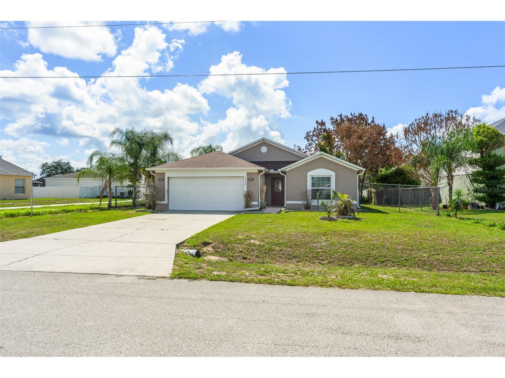 1923 Manatee Drive Poinciana FL 34759 O6410239 image2