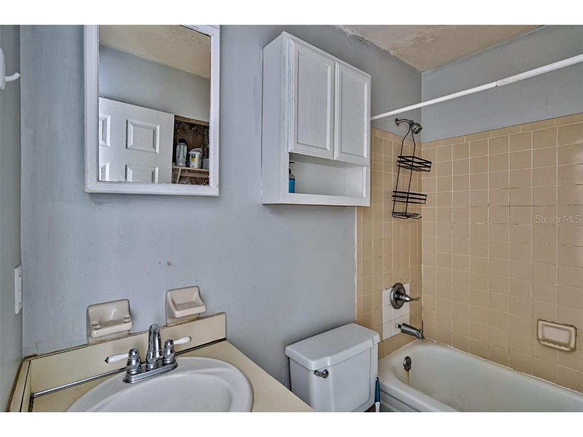 1923 NW 23rd Boulevard #115 Gainesville FL 32605 GC534123 image9