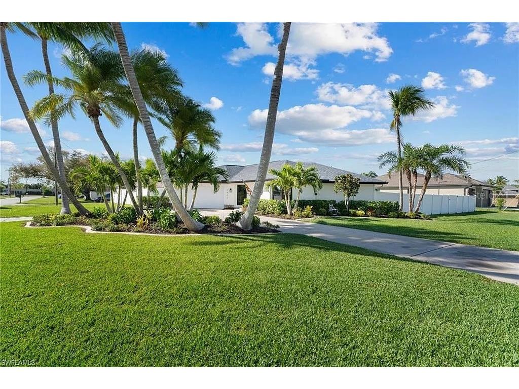 1923 SE 26th Street Cape Coral FL 33904 D6147681 image1