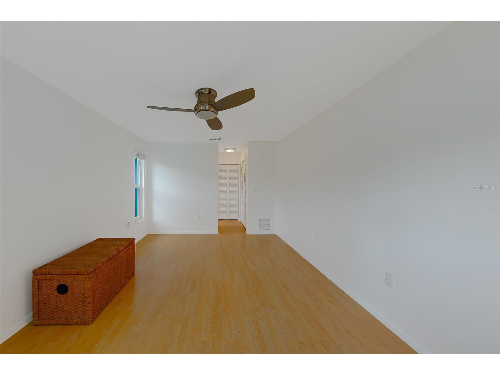 1923 Sky Drive Clearwater FL 33755 TB8497418 image34