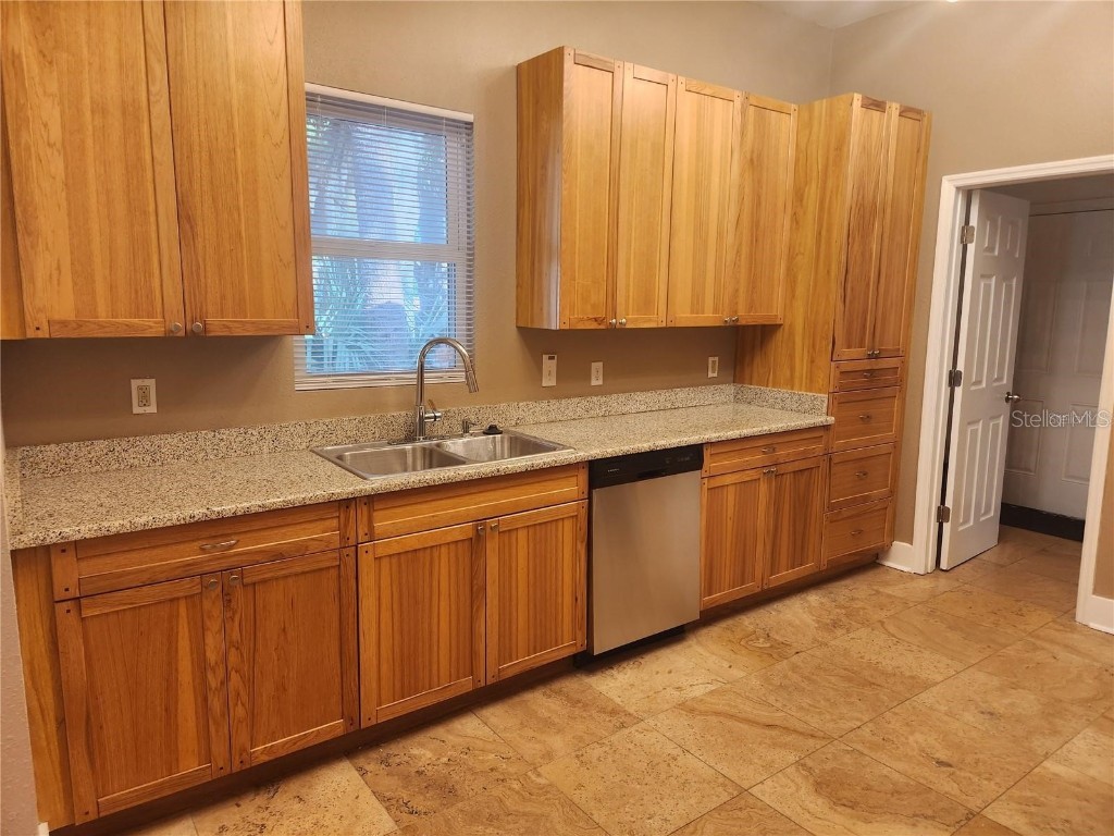 1923 W Pine Street Tampa FL 33607 TB8431627 image7