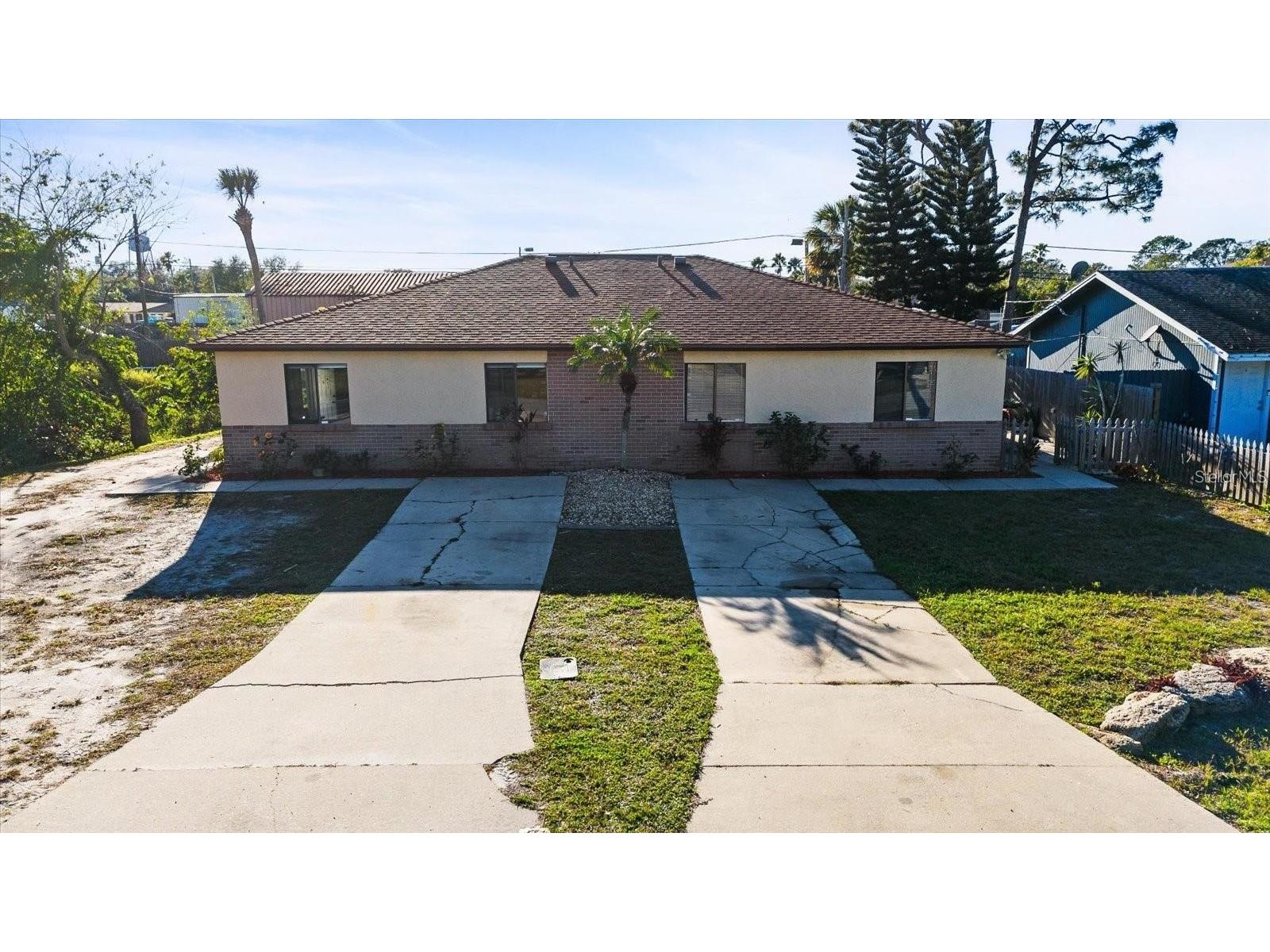 1924 Fern Palm Drive Edgewater FL 32141 V4946332 image1