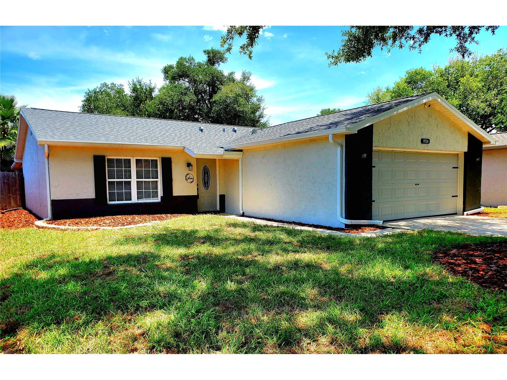 1924 Montego Court Oldsmar FL 34677 TB8517782 image1