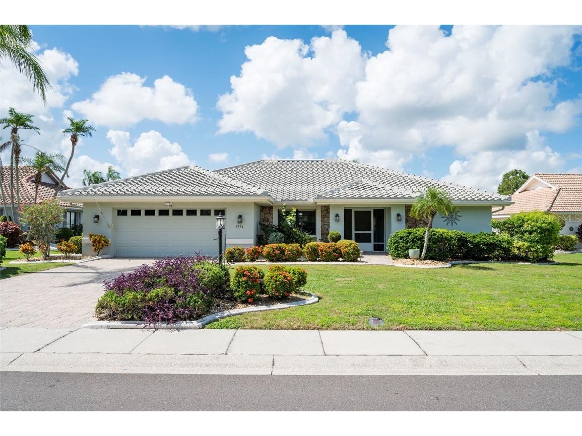 1924 New Bedford Drive Sun City Center FL 33573 T3552435 image1