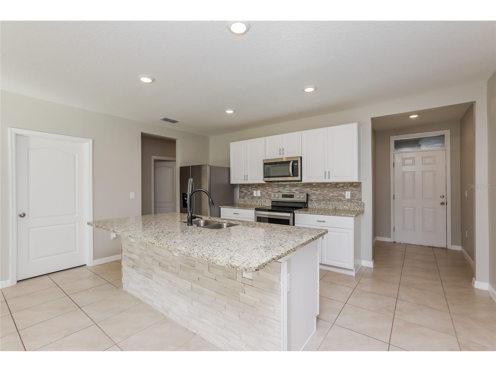 1924 Red Canyon Drive Kissimmee FL 34744 TB8507412 image5