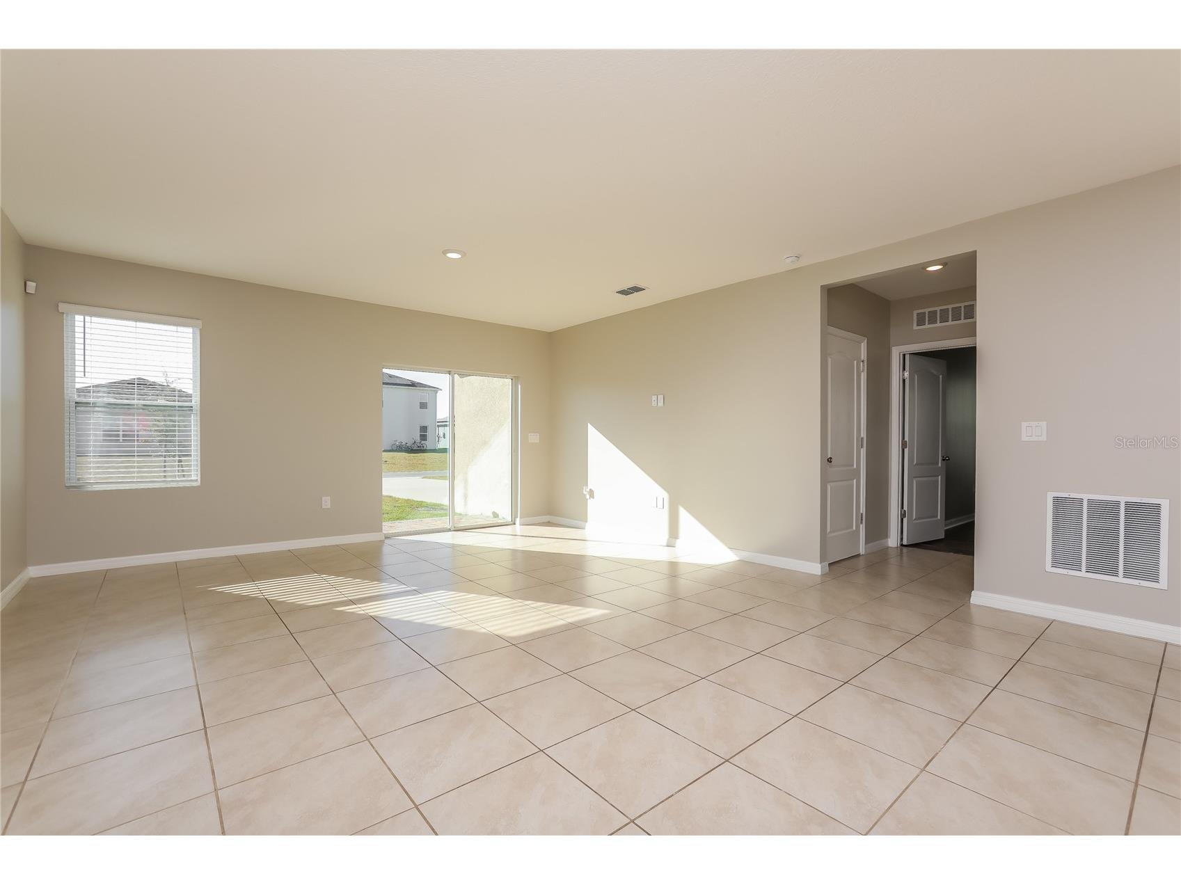 1924 Red Canyon Drive Kissimmee FL 34744 TB8507412 image7