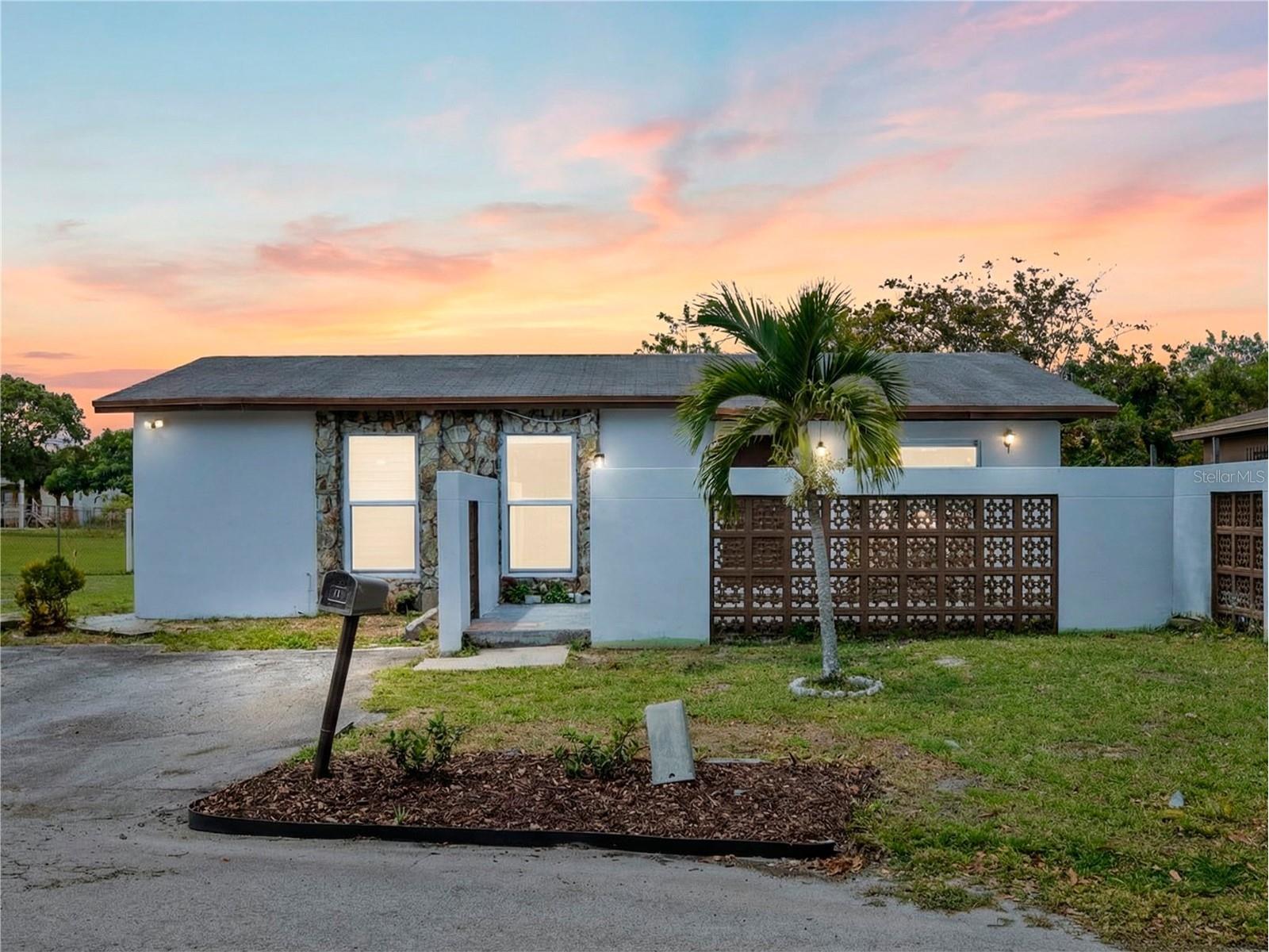 19244 NW 30th Court Miami Gardens FL 33056 TB8498326 image1