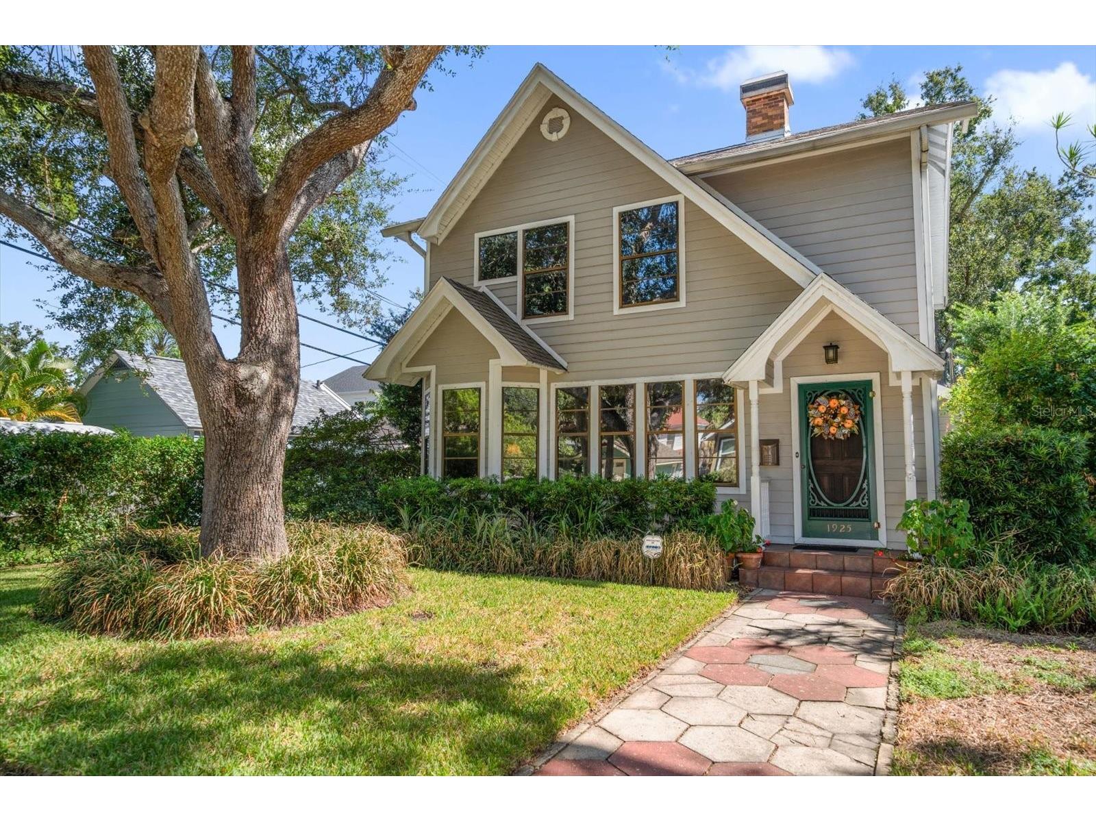 1925 8th Street N Saint Petersburg FL 33704 TB8436229 image1