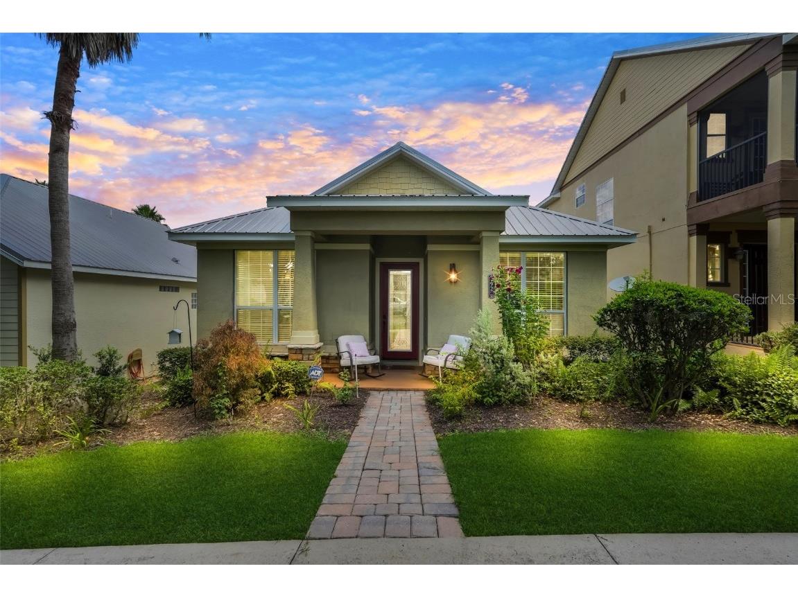 1925 Appalachee Circle Tavares FL 32778 - LAKE EUSTIS - CHAIN OF LAKES O6329529 image1