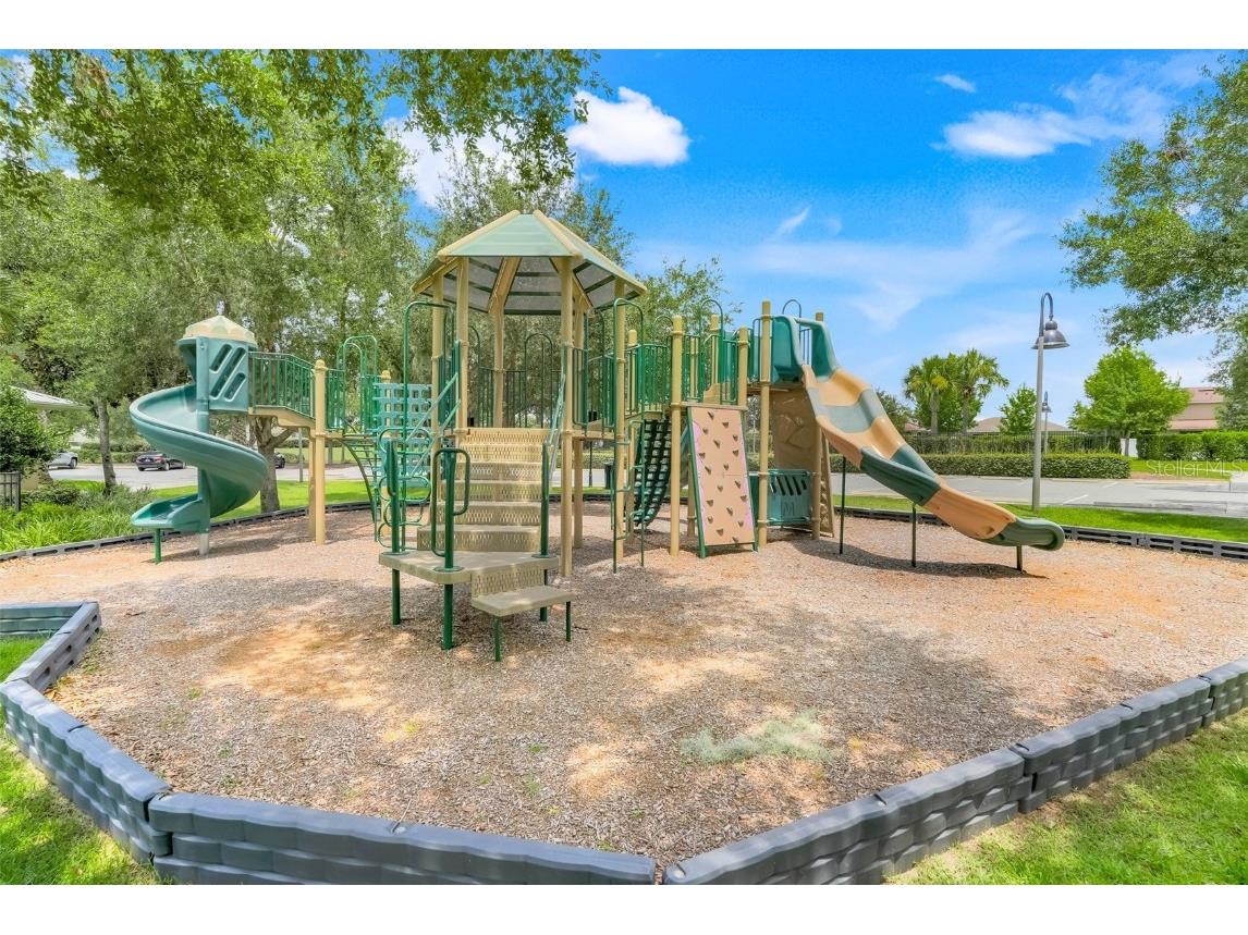 1925 Appalachee Circle Tavares FL 32778 - LAKE EUSTIS - CHAIN OF LAKES O6329529 image32