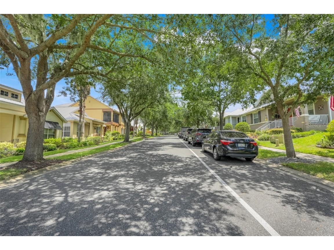 1925 Appalachee Circle Tavares FL 32778 - LAKE EUSTIS - CHAIN OF LAKES O6329529 image4