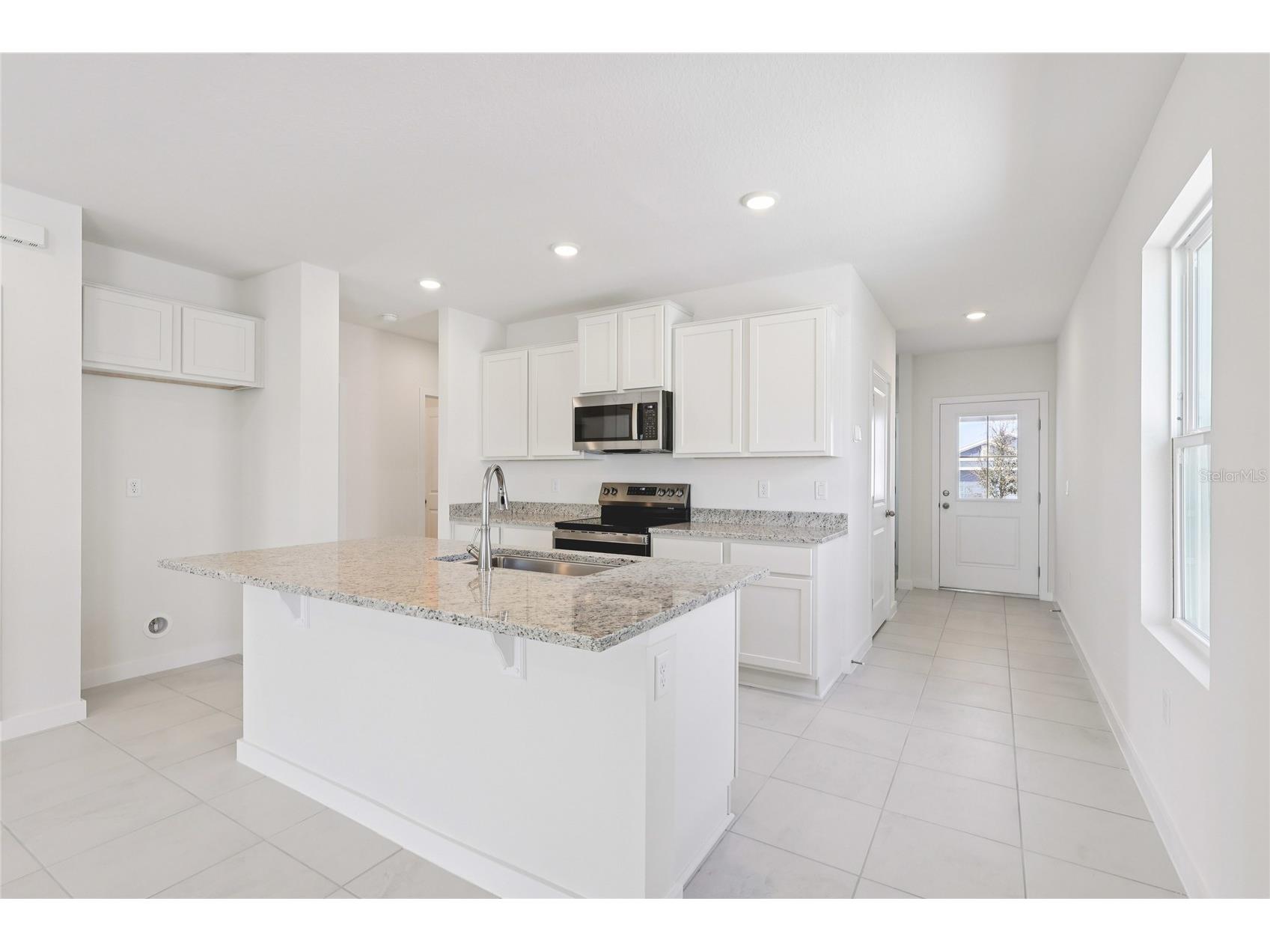 1925 Diamond Head Circle Haines City FL 33844 O6361174 image13