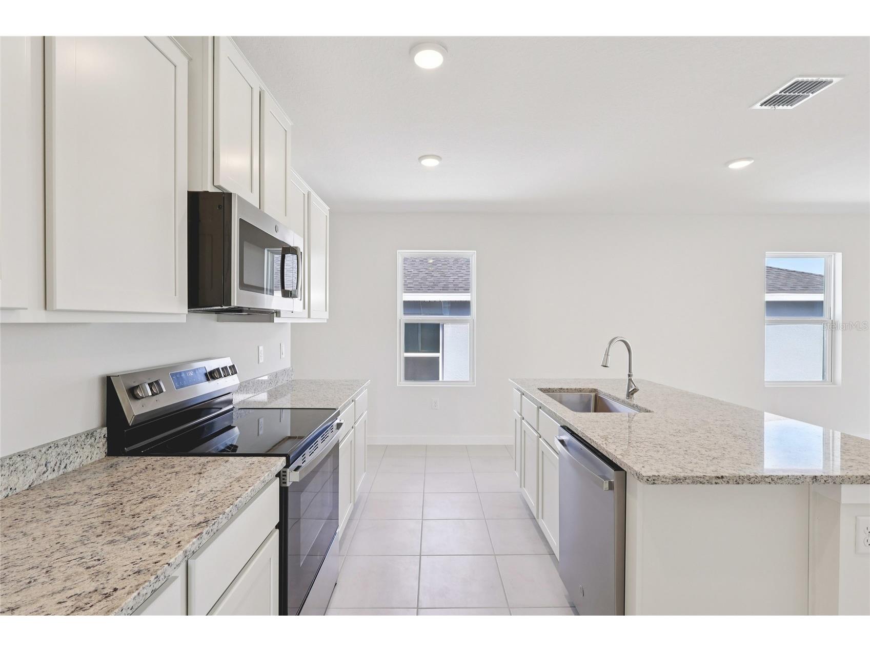 1925 Diamond Head Circle Haines City FL 33844 O6361174 image16