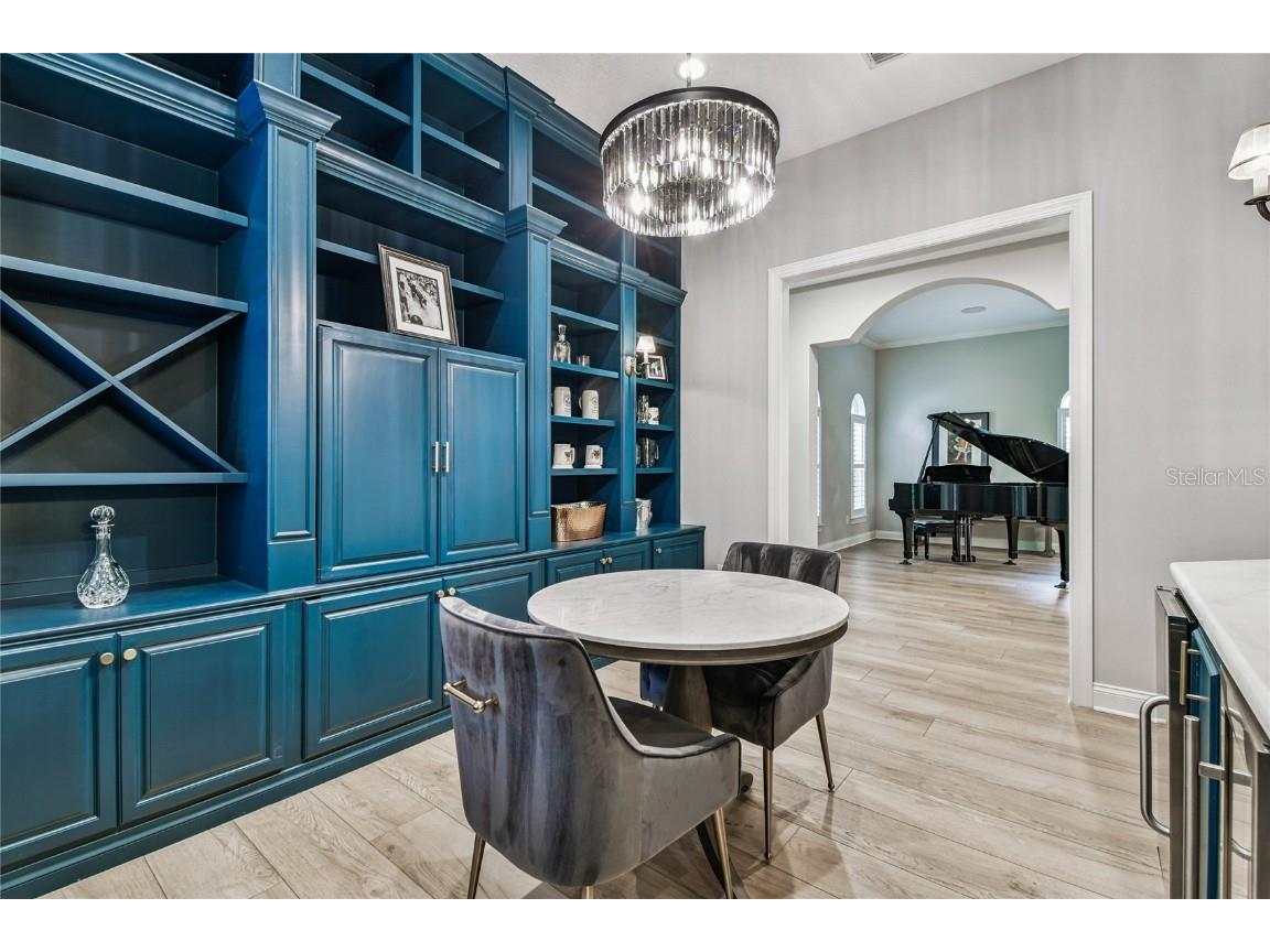 1925 Floresta View Drive Tampa FL 33618 TB8430755 image28