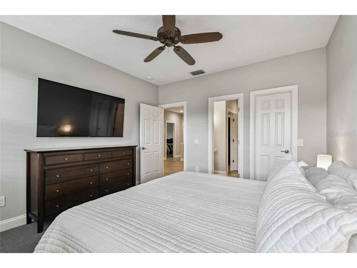 1925 Floresta View Drive Tampa FL 33618 TB8430755 image31