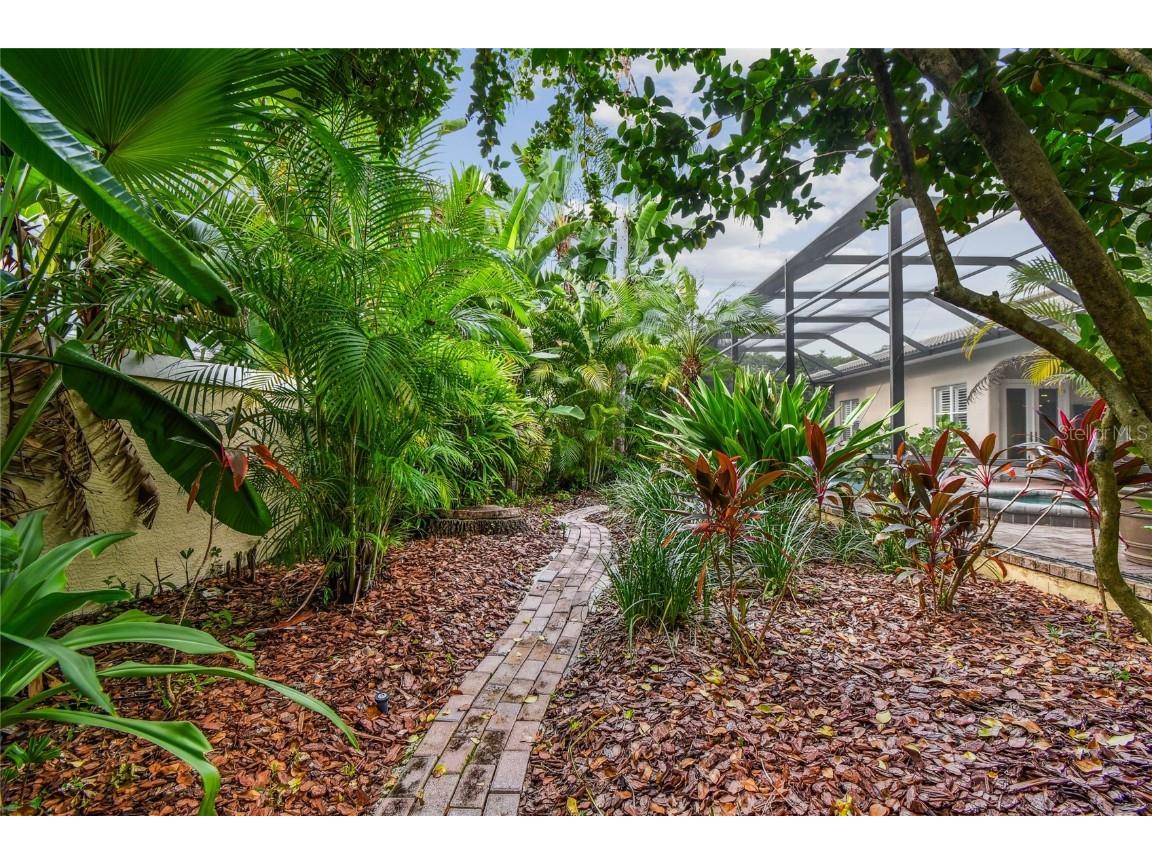 1925 Floresta View Drive Tampa FL 33618 TB8430755 image55