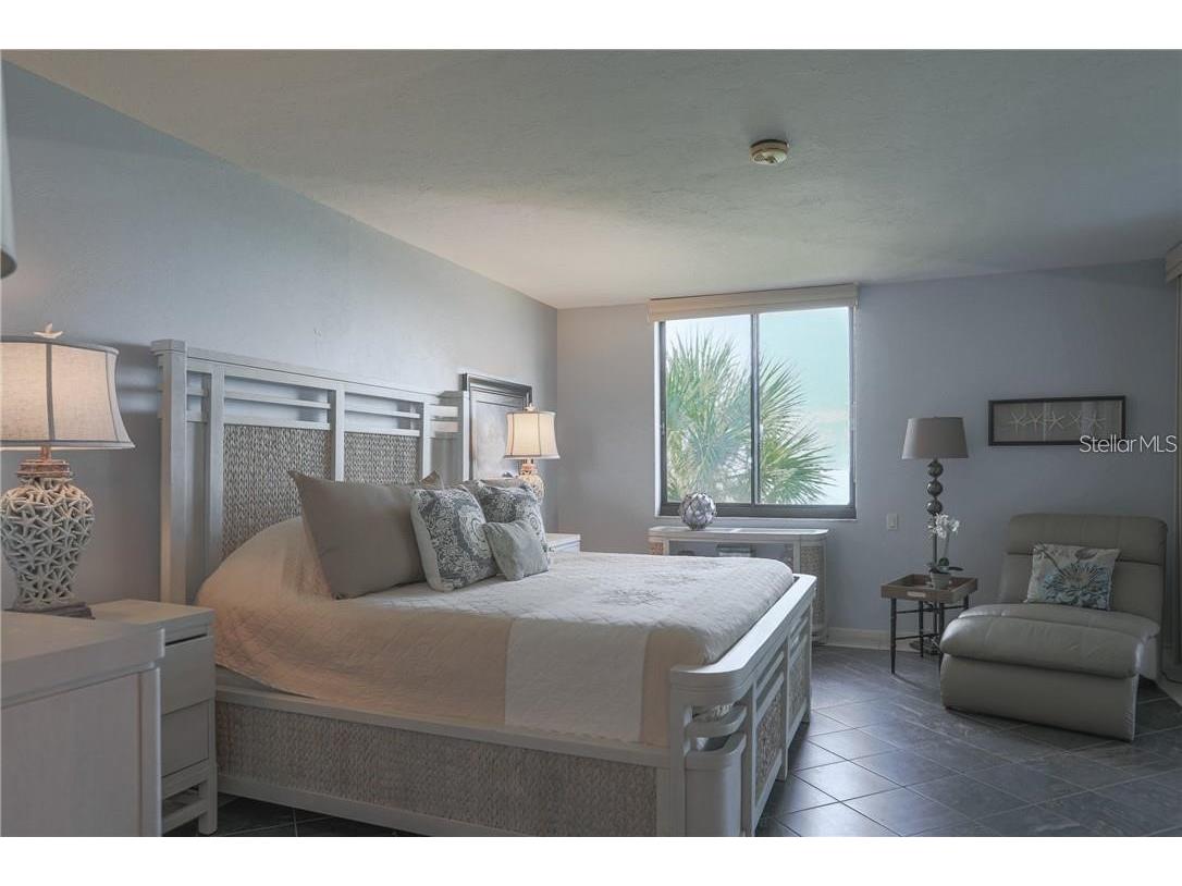 1925 Gulf Of Mexico Drive #309 Longboat Key FL 34228 A4565848 image14