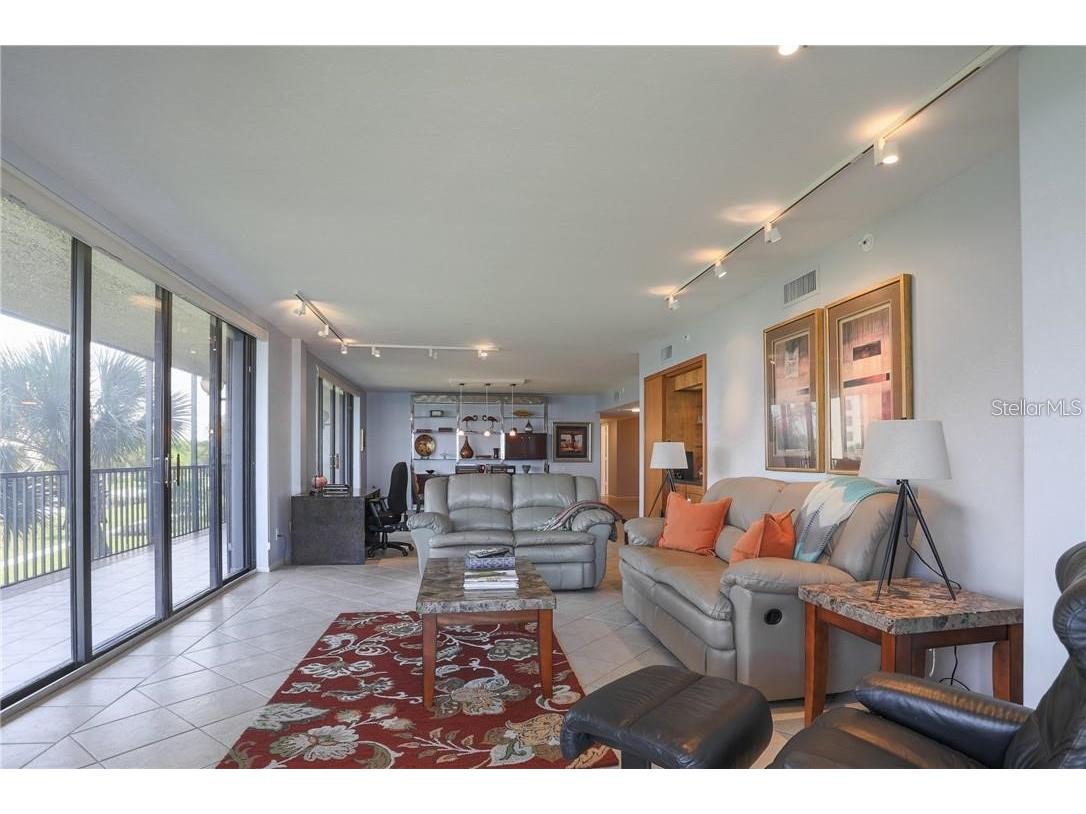 1925 Gulf Of Mexico Drive #309 Longboat Key FL 34228 A4565848 image3