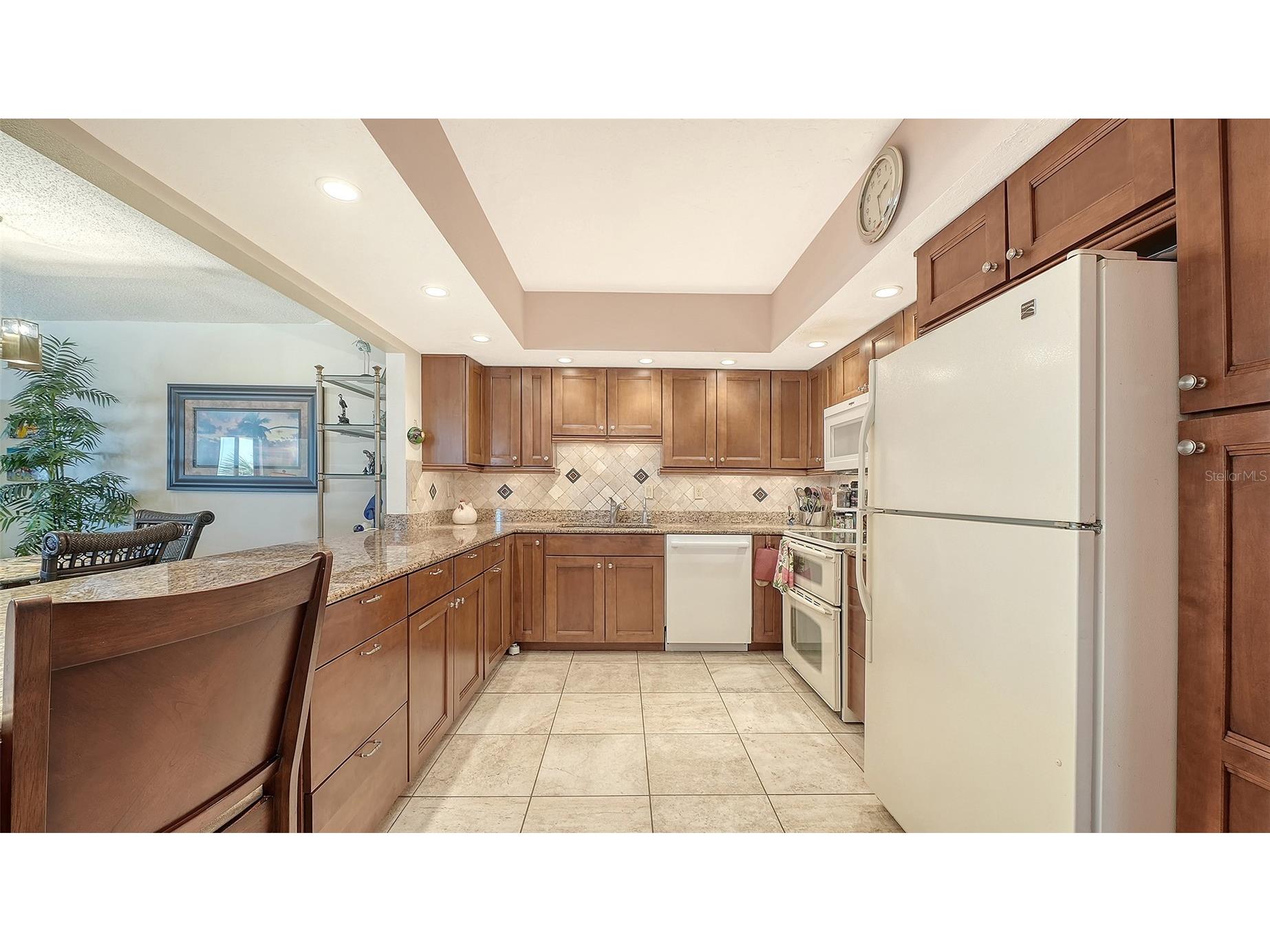 1925 Gulf Of Mexico Drive #G8-302 Longboat Key FL 34228 - GULF OF MEXICO A4686871 image7