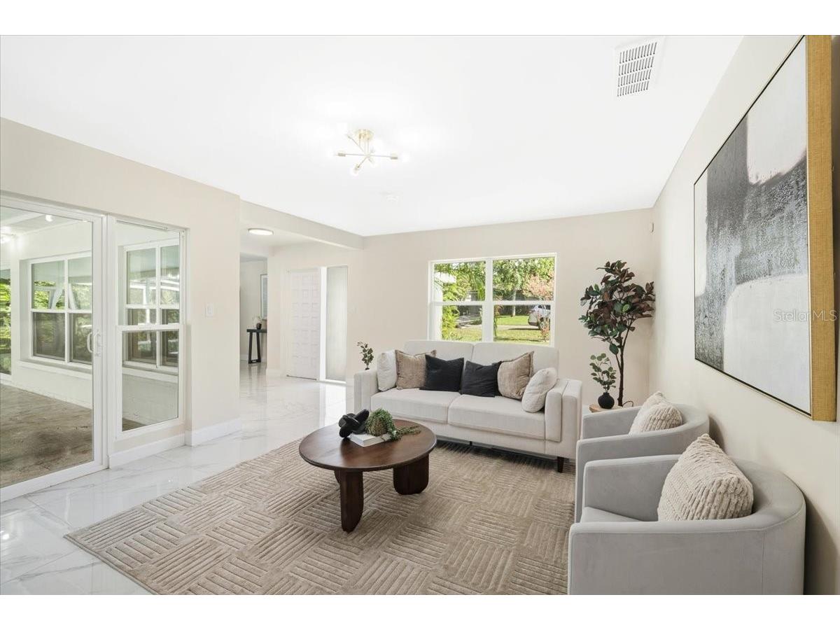 1925 John Arthur Way Lakeland FL 33803 - LAKE BENTLEY TB8523245 image6