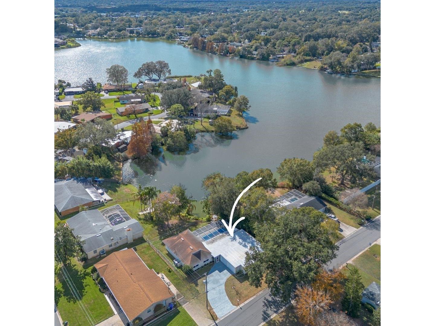 1925 John Arthur Way Lakeland FL 33803 - LAKE BENTLEY V4946657 image1