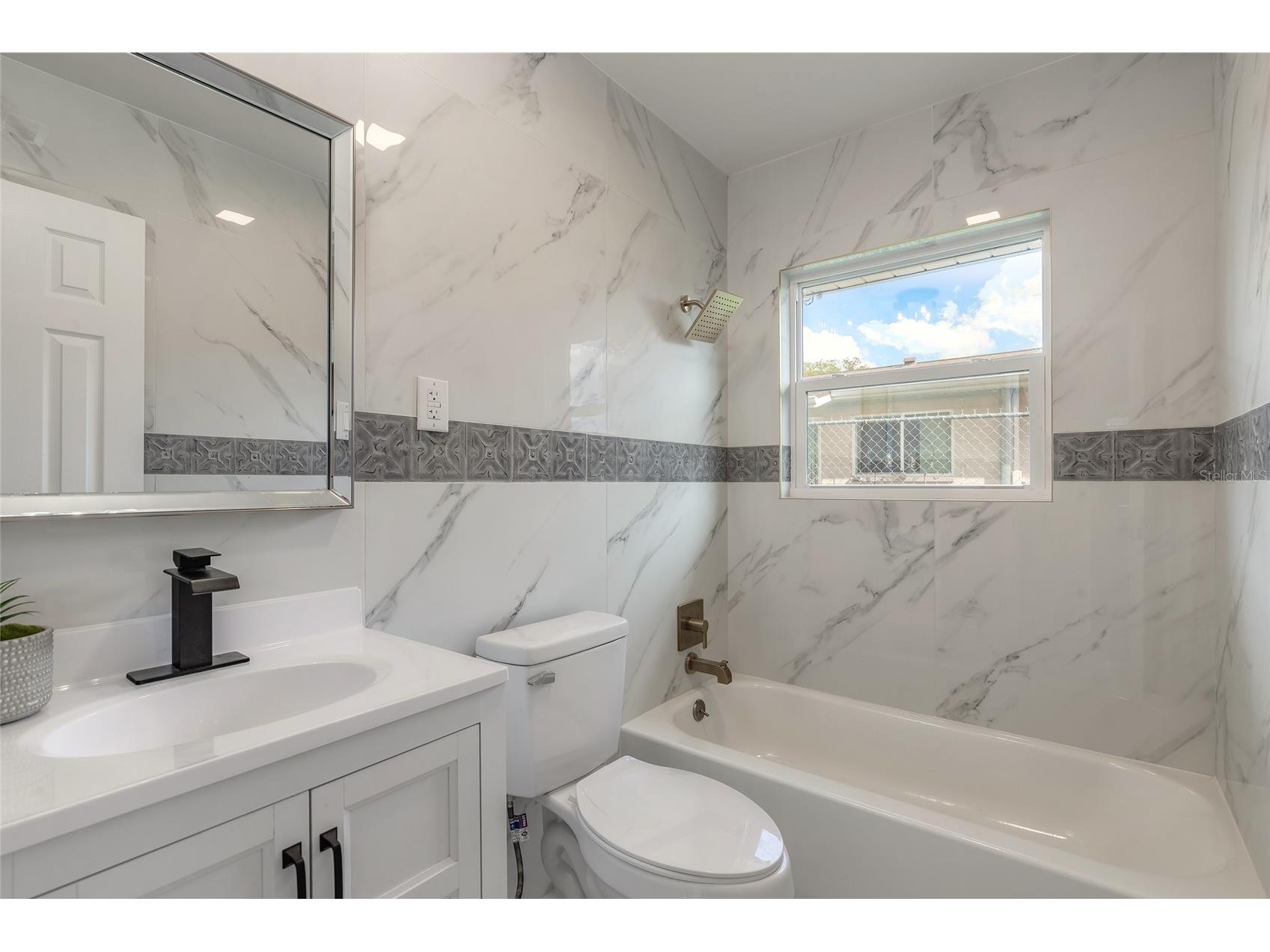 1925 John Arthur Way Lakeland FL 33803 - LAKE BENTLEY V4946657 image25