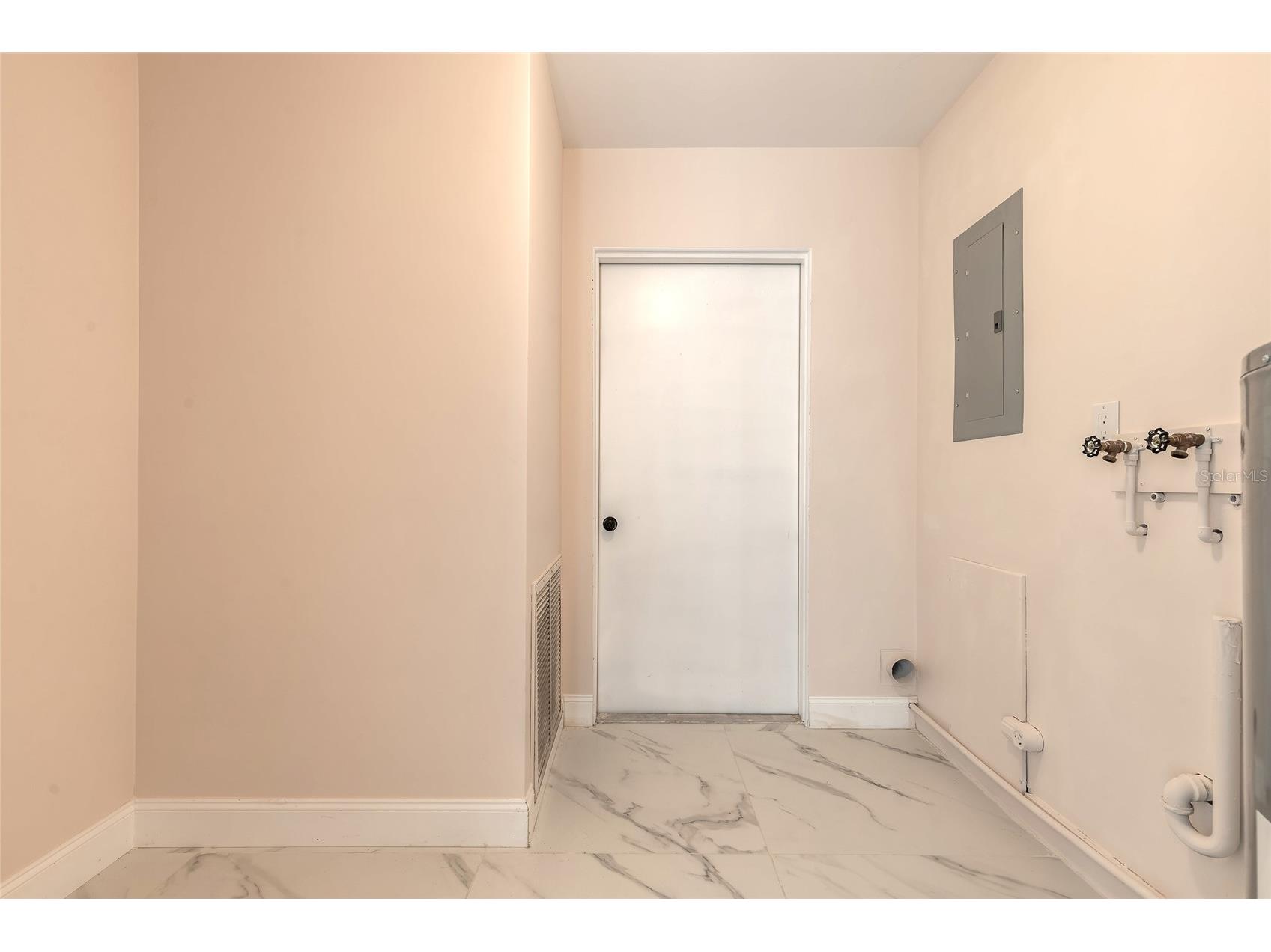 1925 John Arthur Way Lakeland FL 33803 - LAKE BENTLEY V4946657 image34