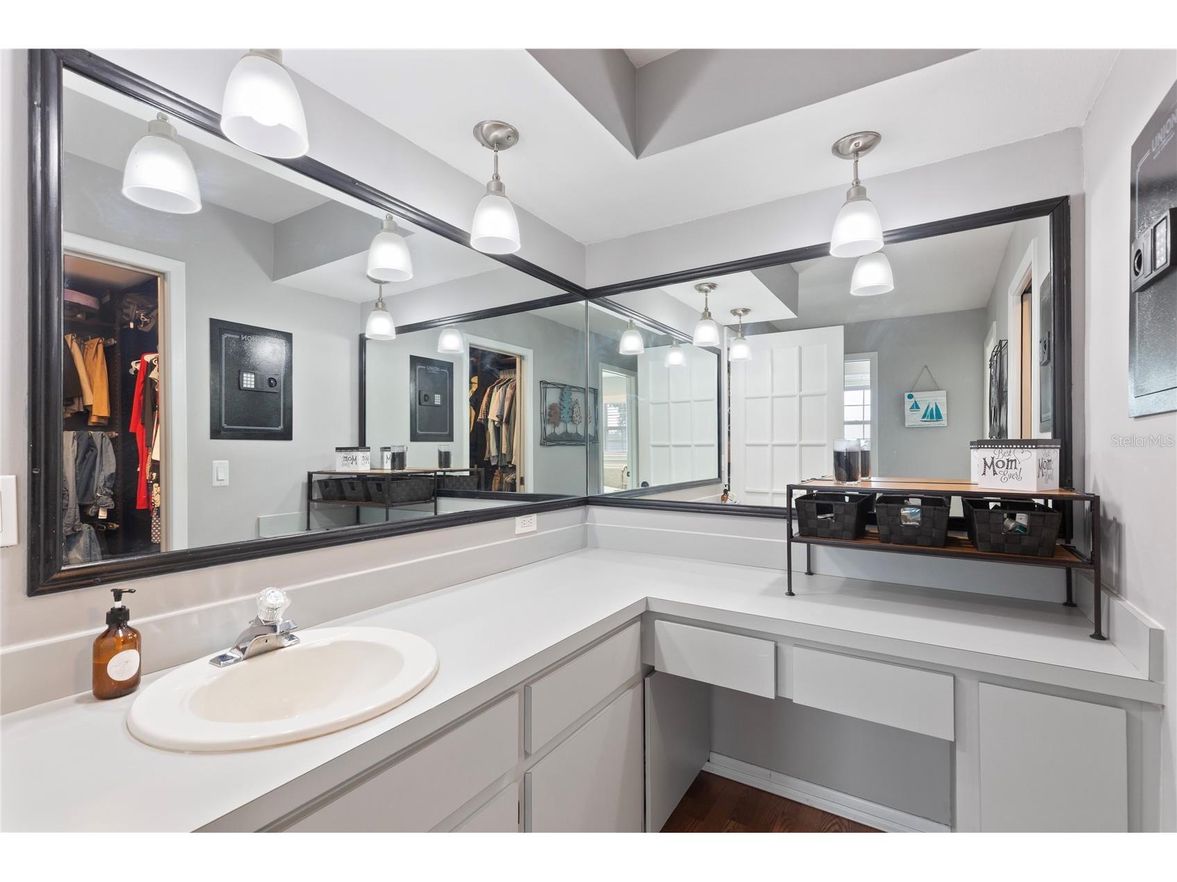 1925 Marla Court Dunedin FL 34698 TB8513046 image17