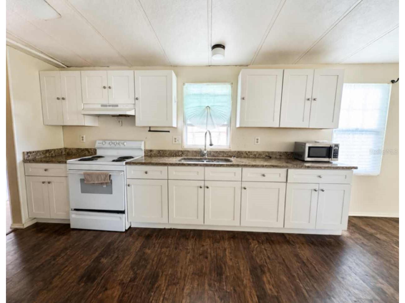 1925 Mary Lane Holiday FL 34690 TB8512781 image6