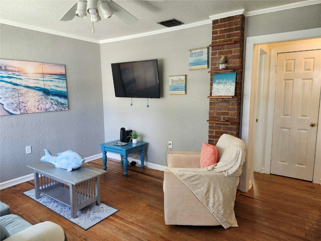 1925 Overbrook Avenue Clearwater FL 33755 TB8407220 image10