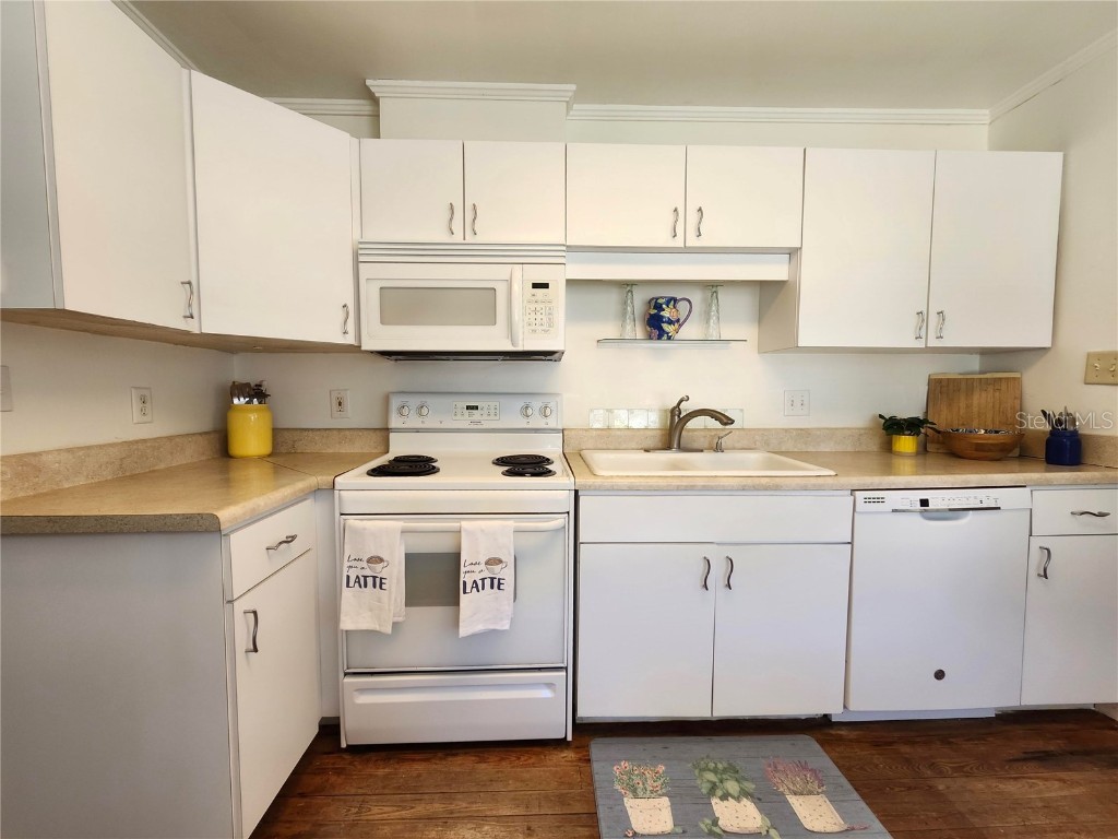 1925 Overbrook Avenue Clearwater FL 33755 TB8407220 image12