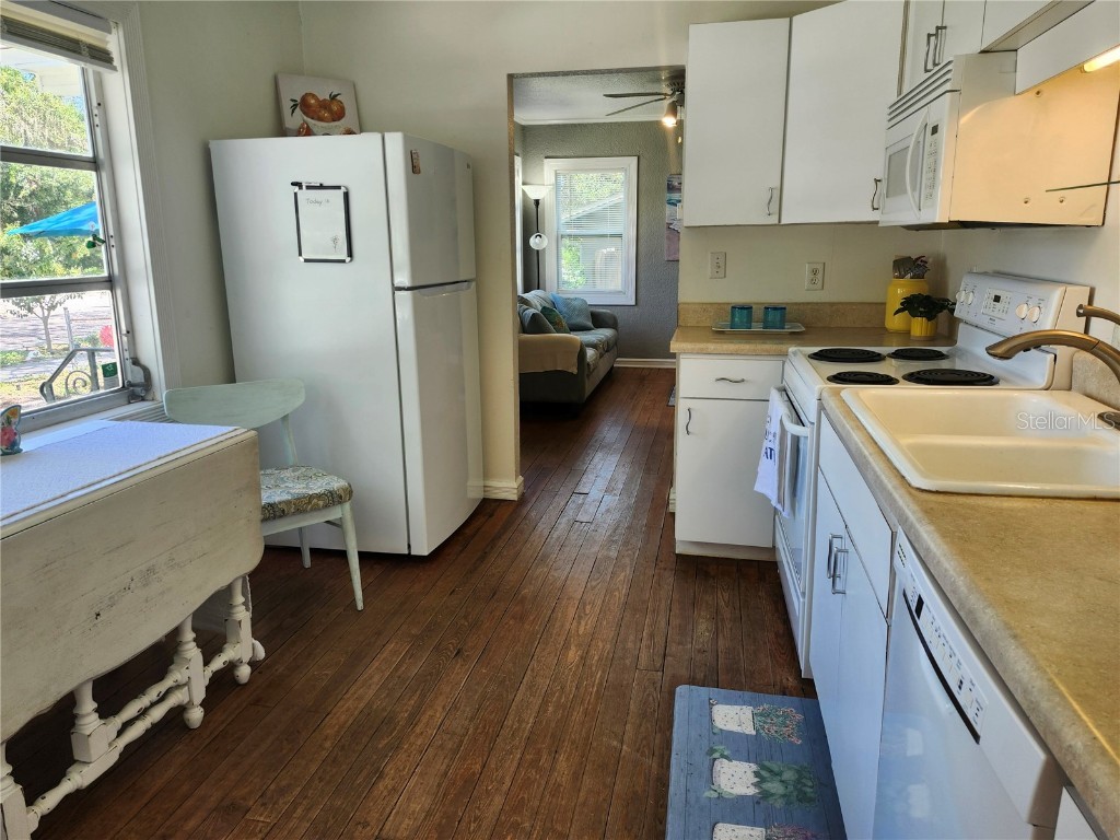 1925 Overbrook Avenue Clearwater FL 33755 TB8407220 image13