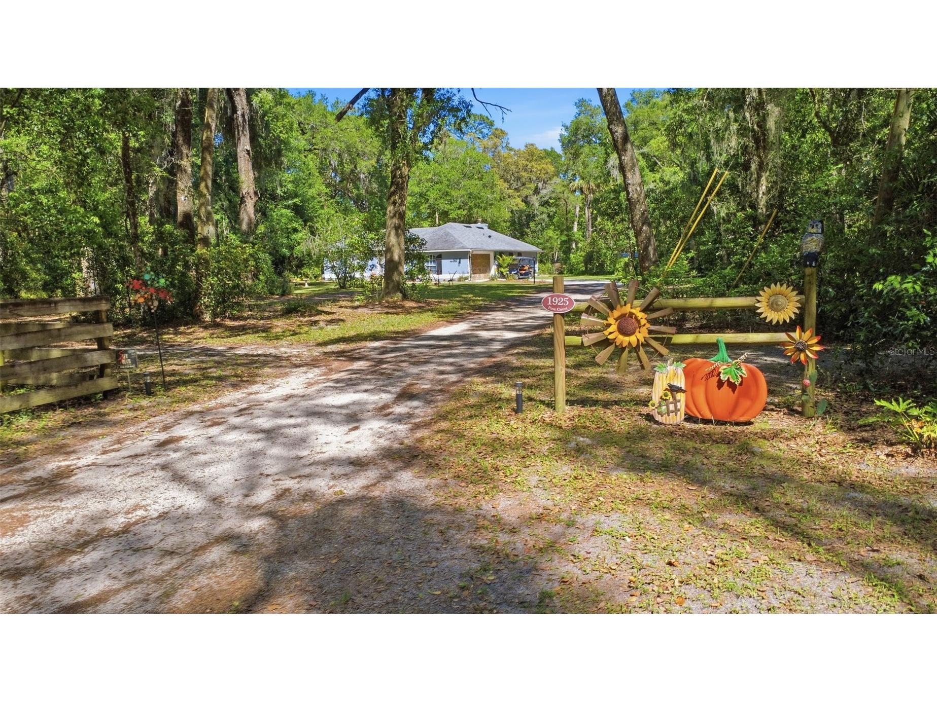 1925 Pine Court Deland FL 32720 V4948470 image2