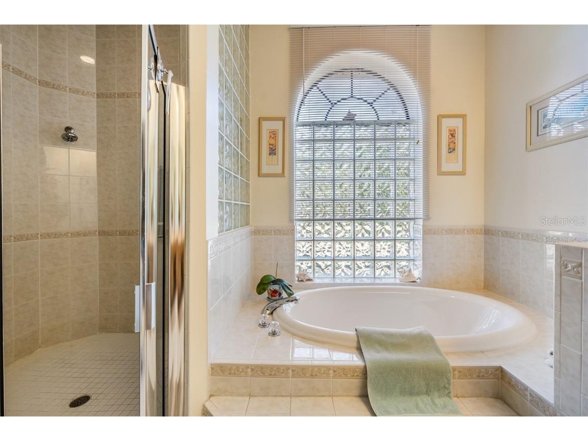 1925 Schaer Way Odessa FL 33556 TB8456584 image25