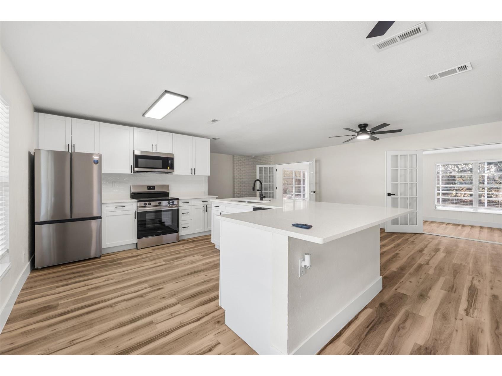 1925 SW 42nd Avenue Gainesville FL 32608 OM721881 image12