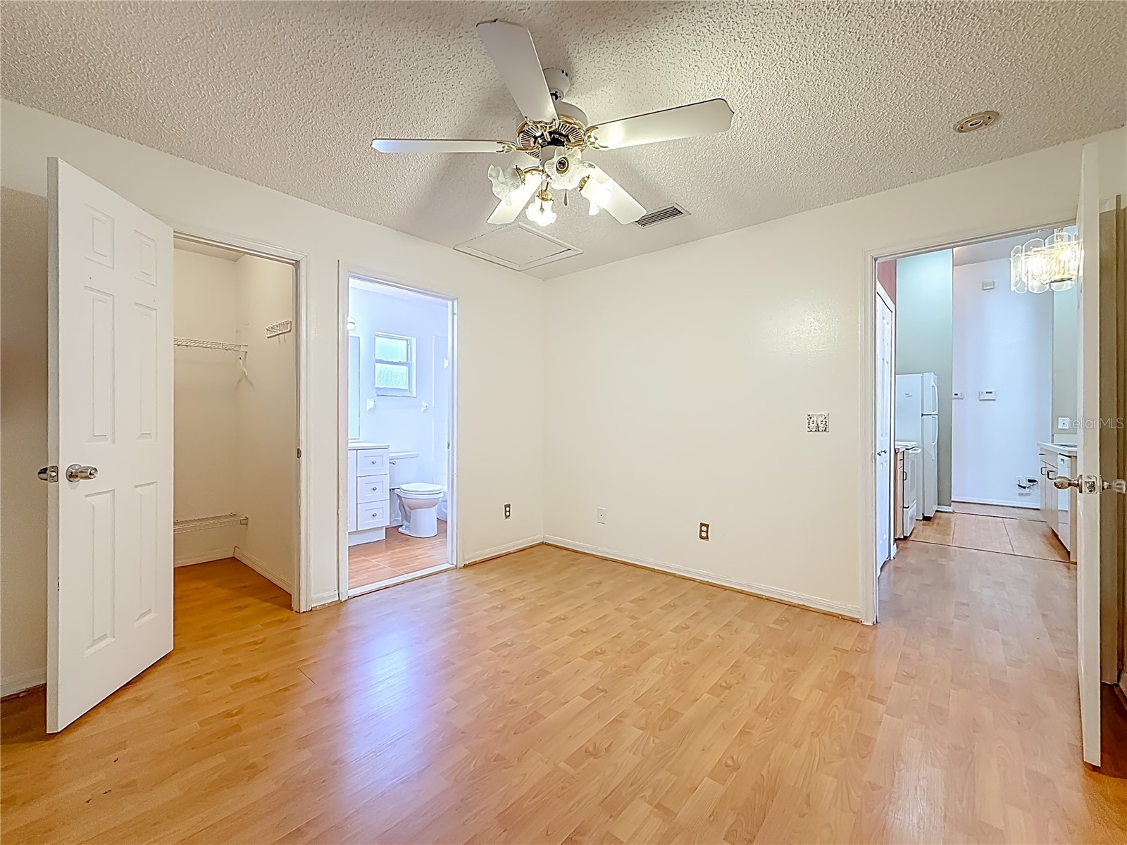 1926 29th Avenue N Saint Petersburg FL 33713 TB8459771 image28