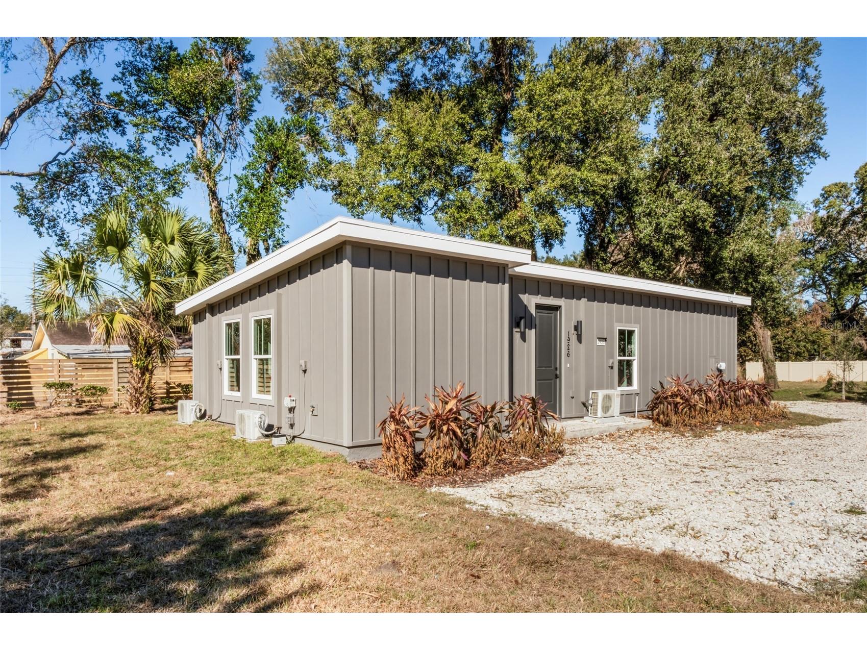 1926 Cloverlawn Avenue Orlando FL 32806 O6383753 image1