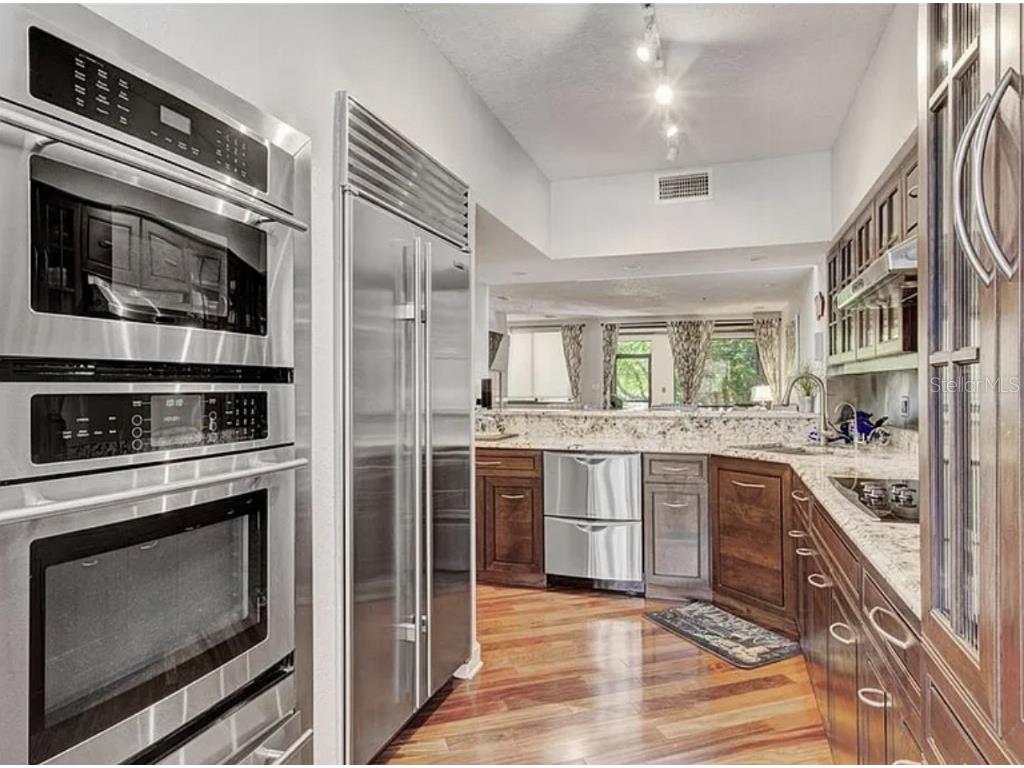 1926 Harbourside Drive #1302 Longboat Key FL 34228 TB8422578 image13