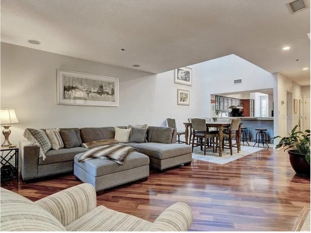 1926 Harbourside Drive #1302 Longboat Key FL 34228 TB8422578 image3