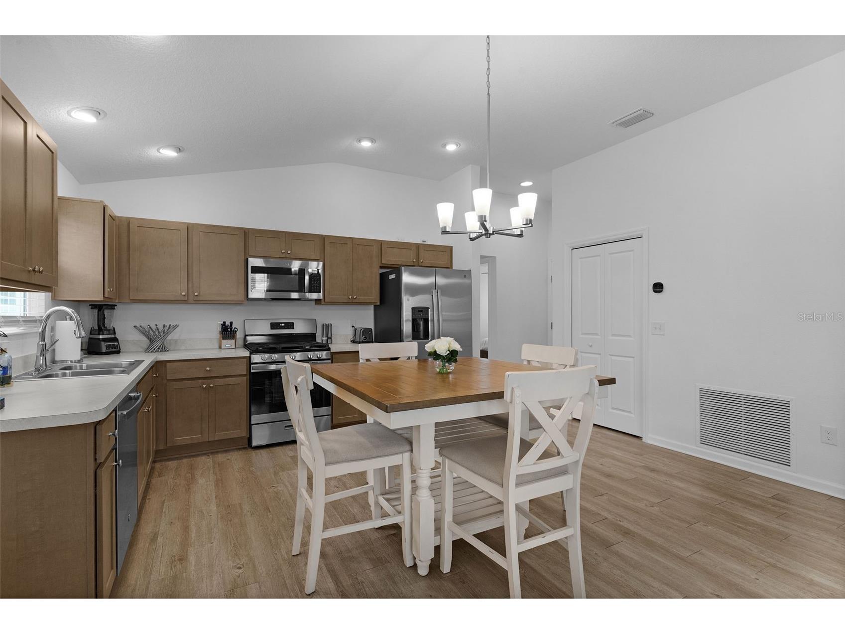 1926 Hux Court The Villages FL 34762 G5110732 image14