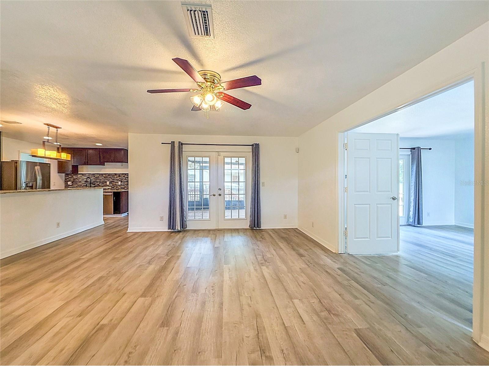 1926 Meadowridge Drive Valrico FL 33596 TB8523139 image11