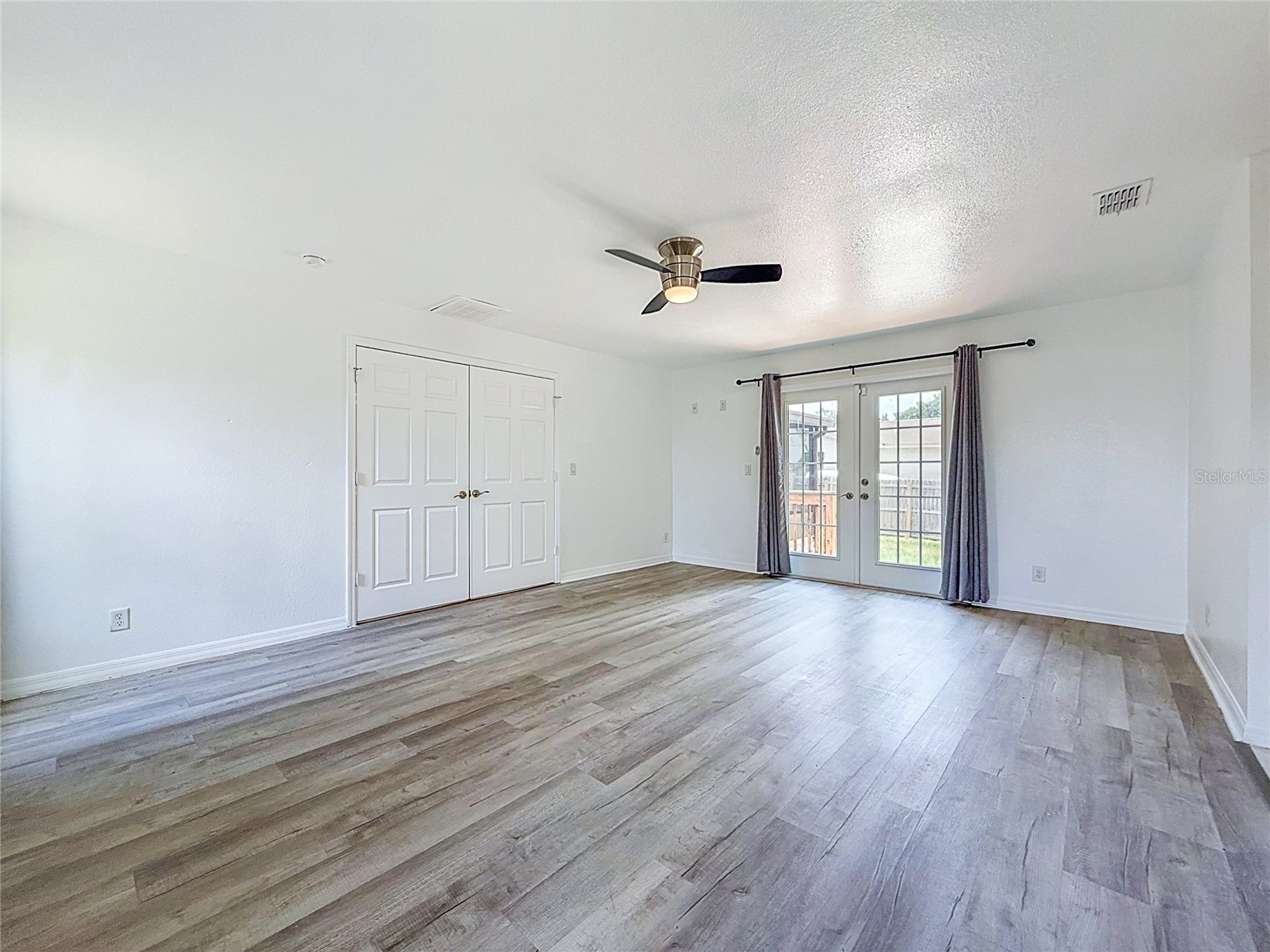 1926 Meadowridge Drive Valrico FL 33596 TB8523139 image13