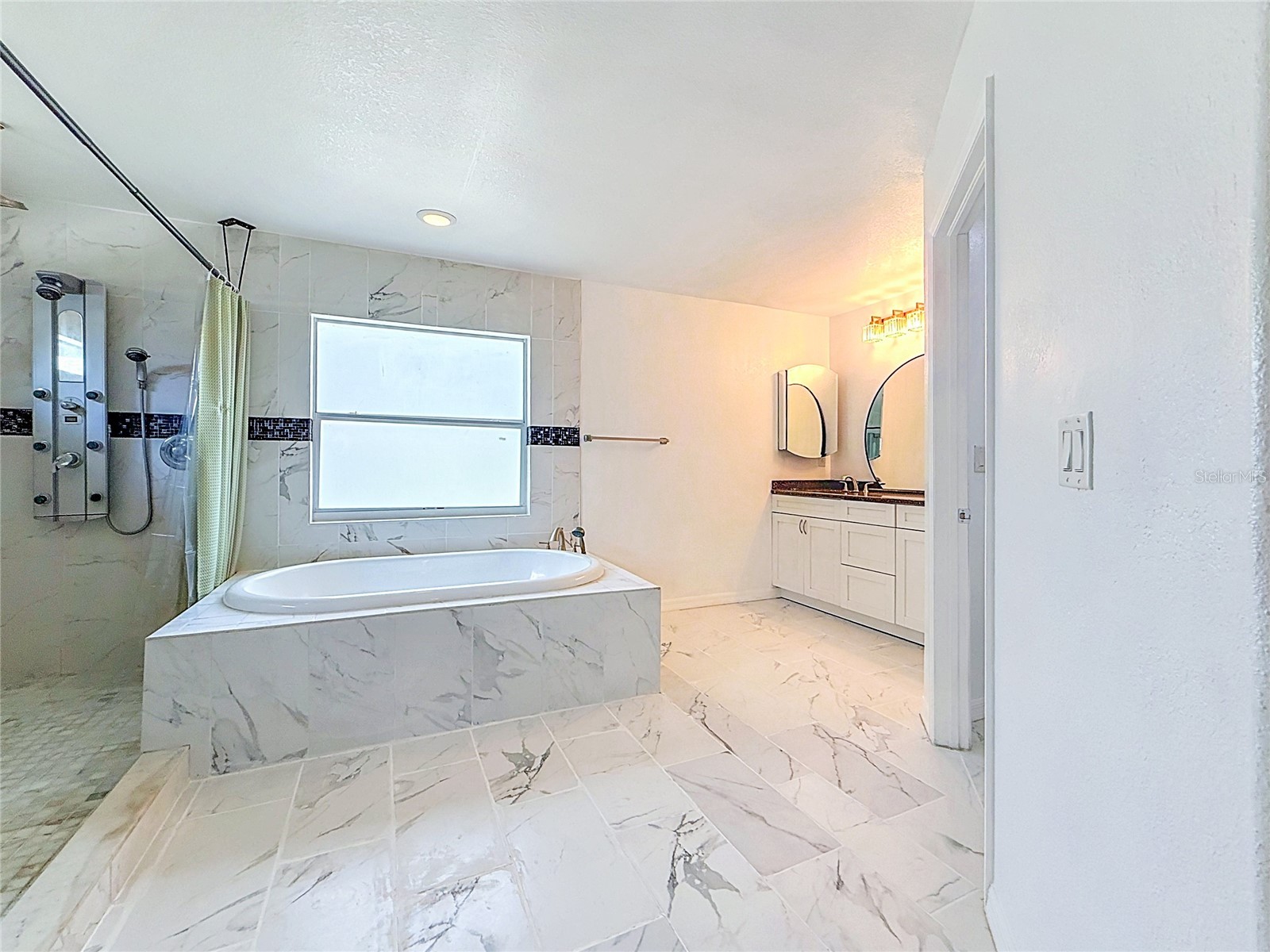 1926 Meadowridge Drive Valrico FL 33596 TB8523139 image15