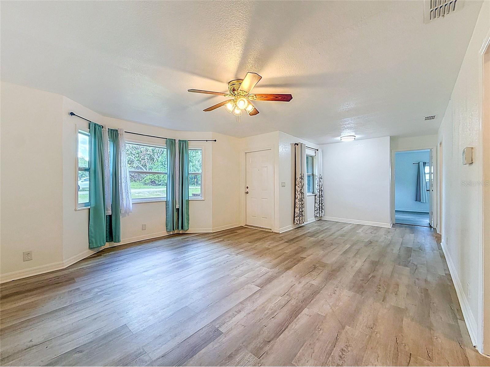 1926 Meadowridge Drive Valrico FL 33596 TB8523139 image52