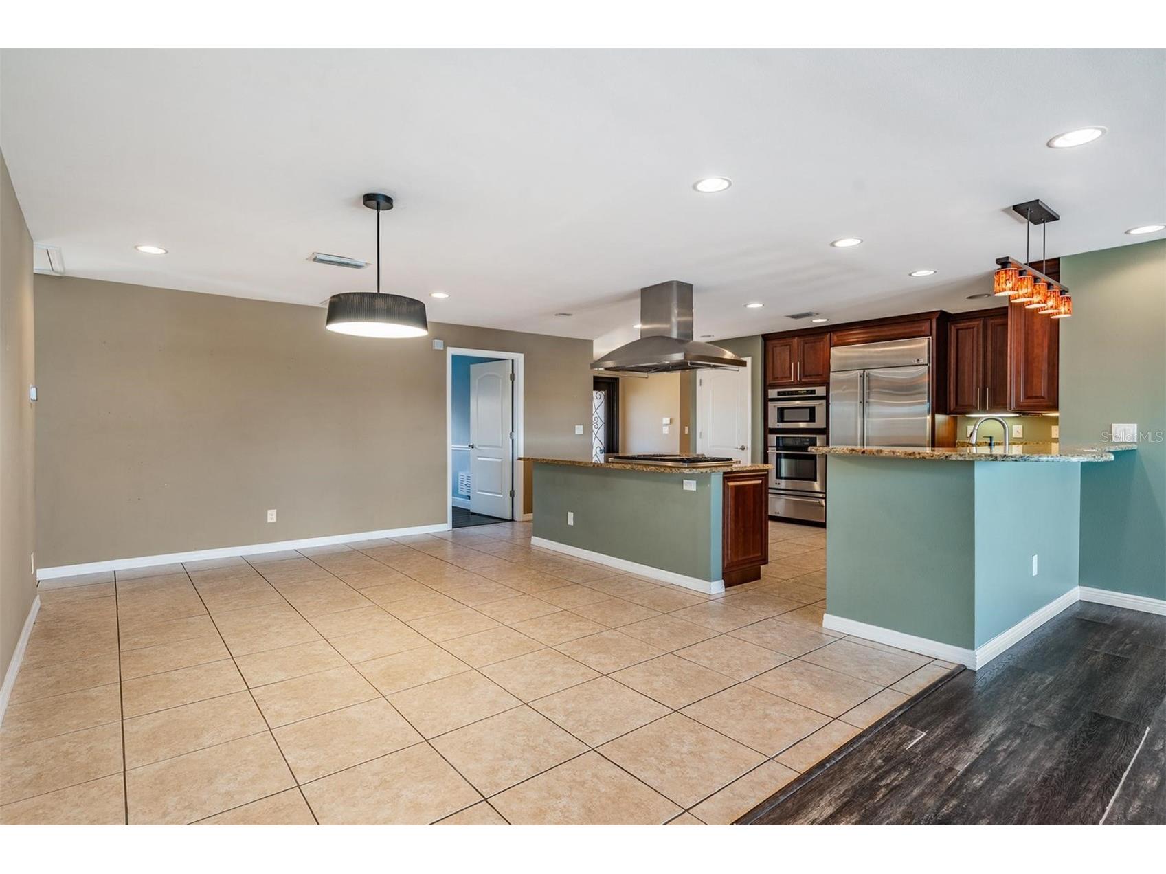 1926 Montana Avenue NE Saint Petersburg FL 33703 TB8466771 image11