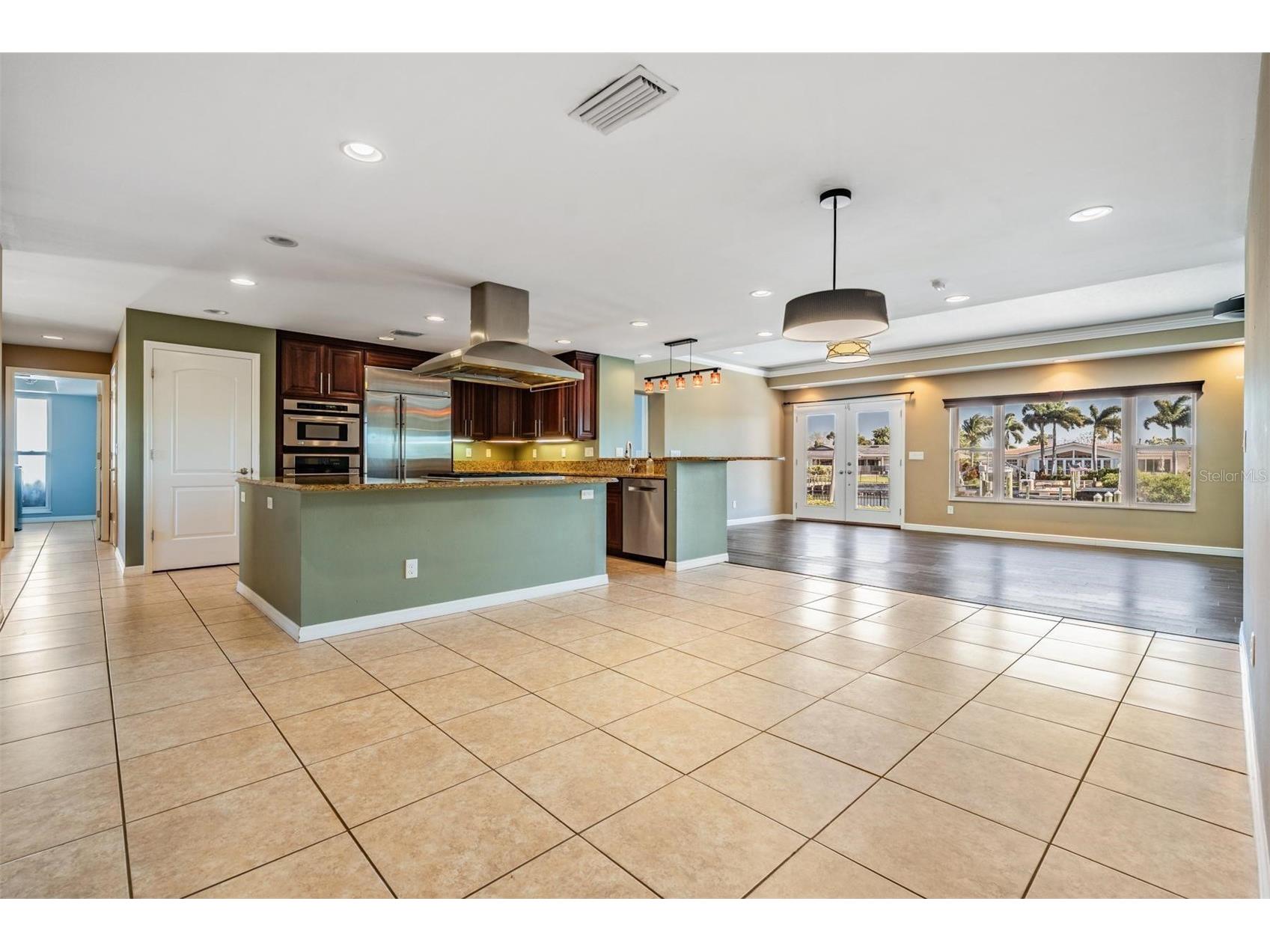 1926 Montana Avenue NE Saint Petersburg FL 33703 TB8466771 image15